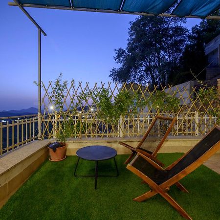 Hostal Nazari Cogollos De La Vega Екстер'єр фото